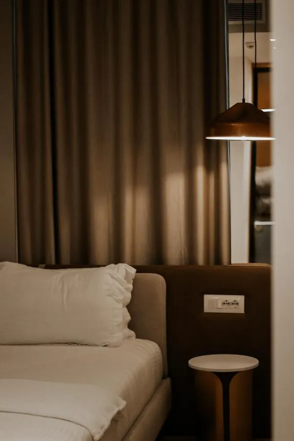 Sharm Hotel Luxury Гирокастра Албания