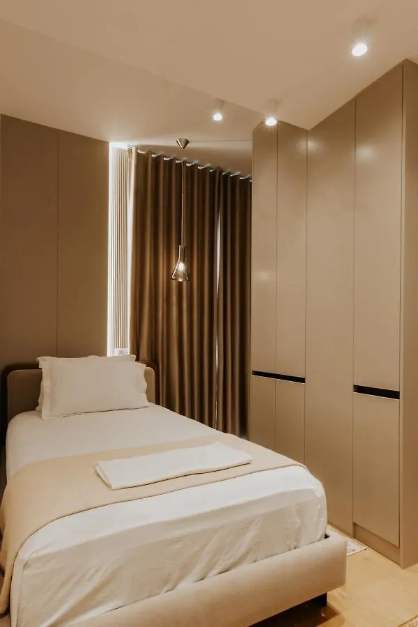Sharm Hotel Luxury Гирокастра