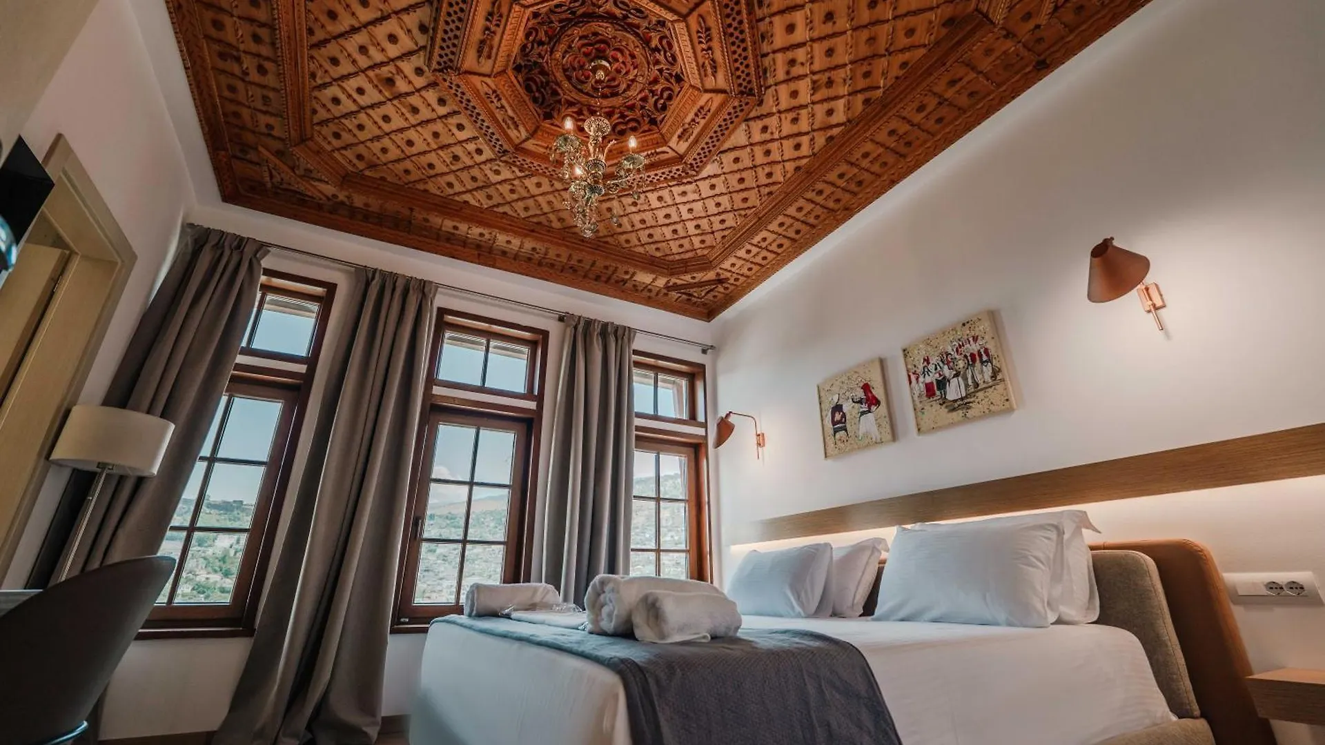 Sharm Hotel Luxury Gjirokastër Albanië