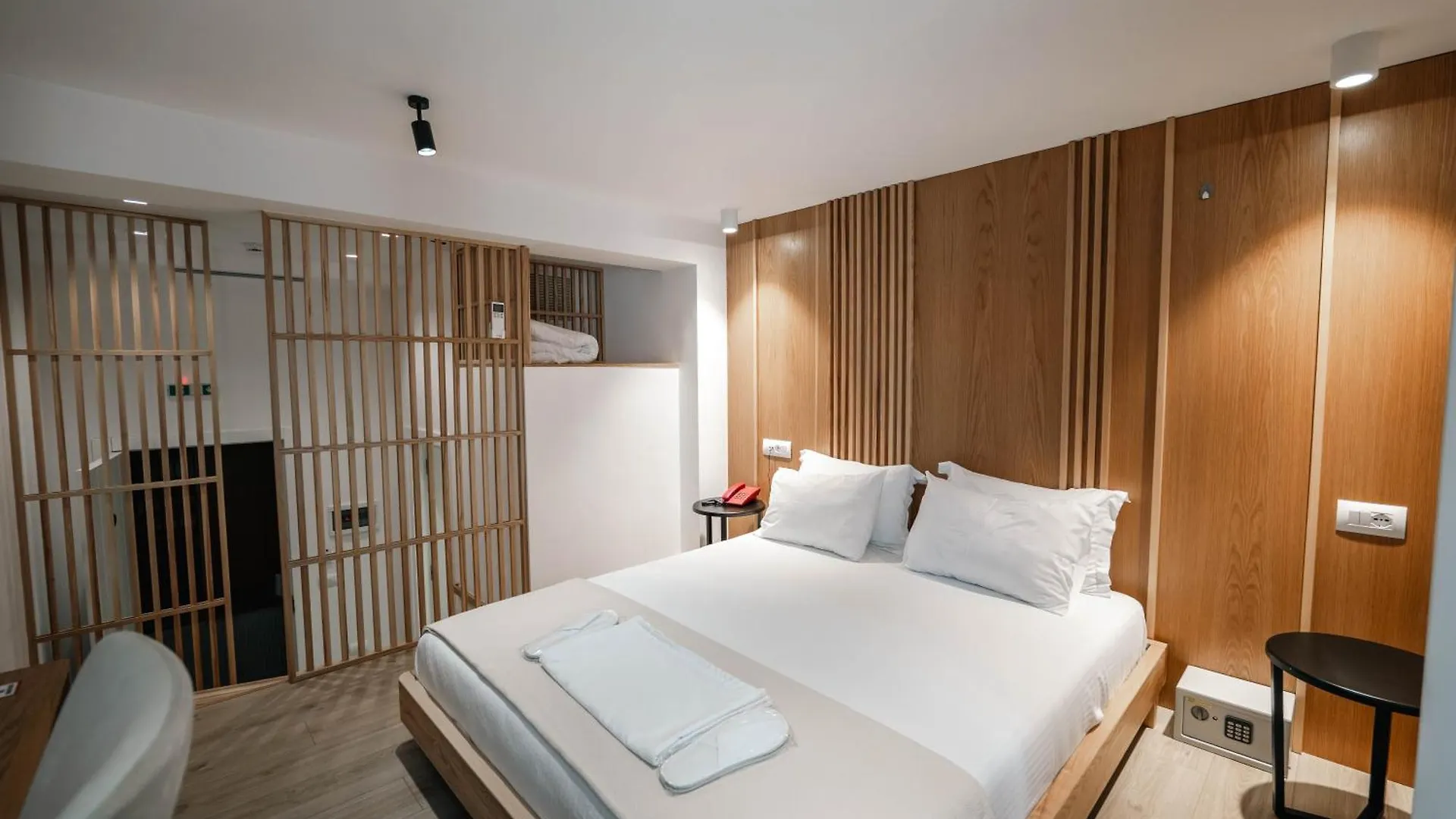 Sharm Hotel Luxury Gjirokastër