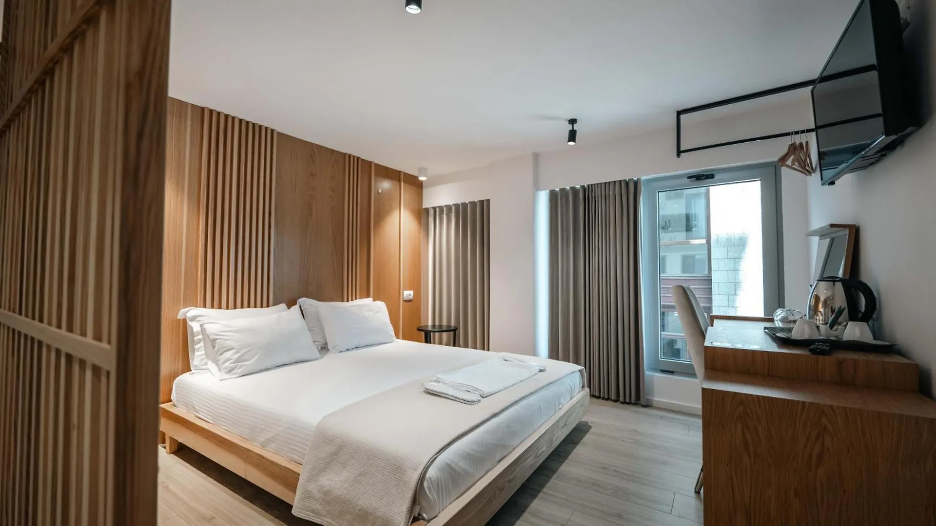 Sharm Hotel Luxury Gjirokastër