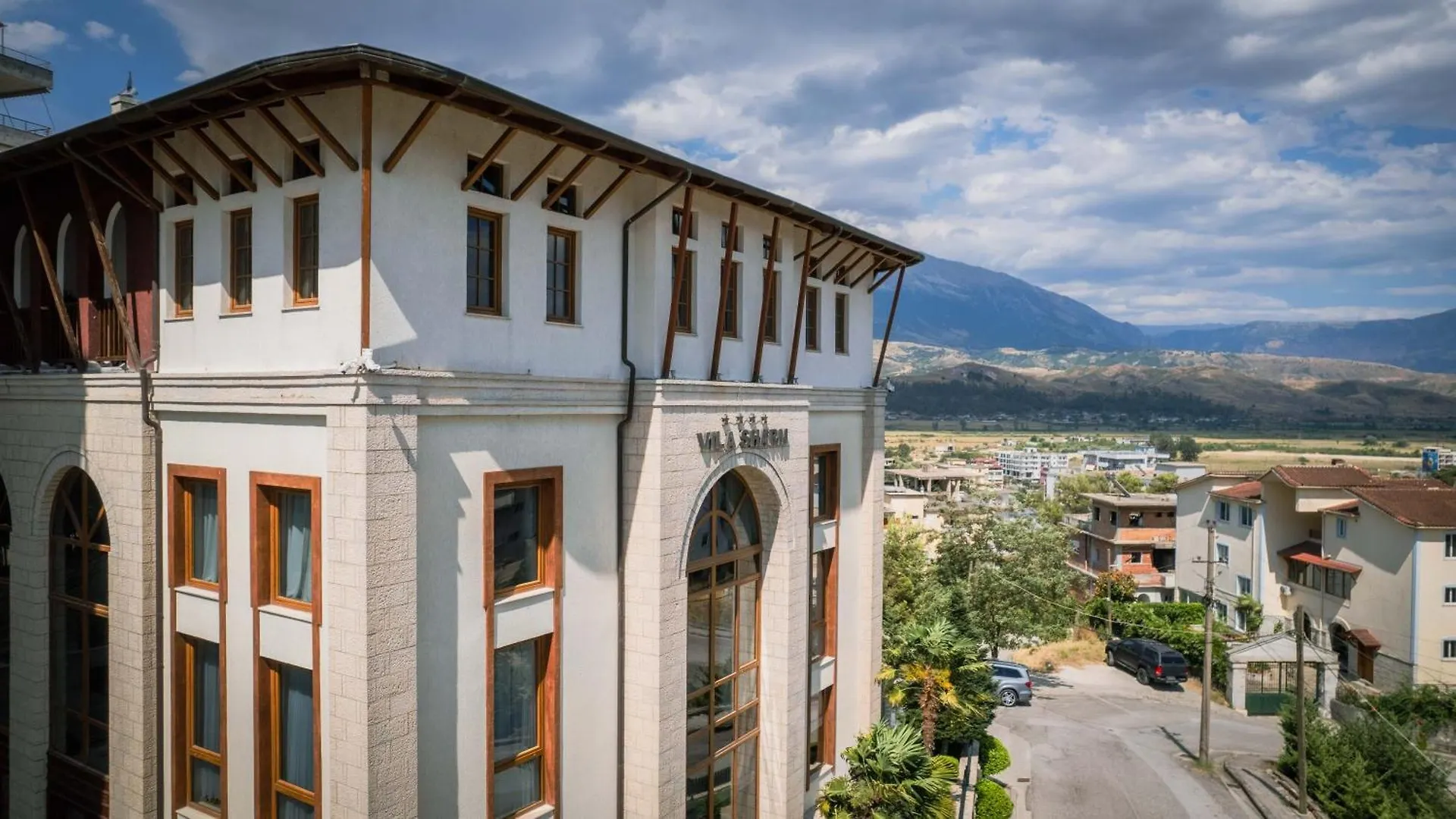 Gjirokastër Sharm Hotel Luxury