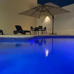 https://hotel-kavia-playa-del-carmen.quintano-roohotels.com